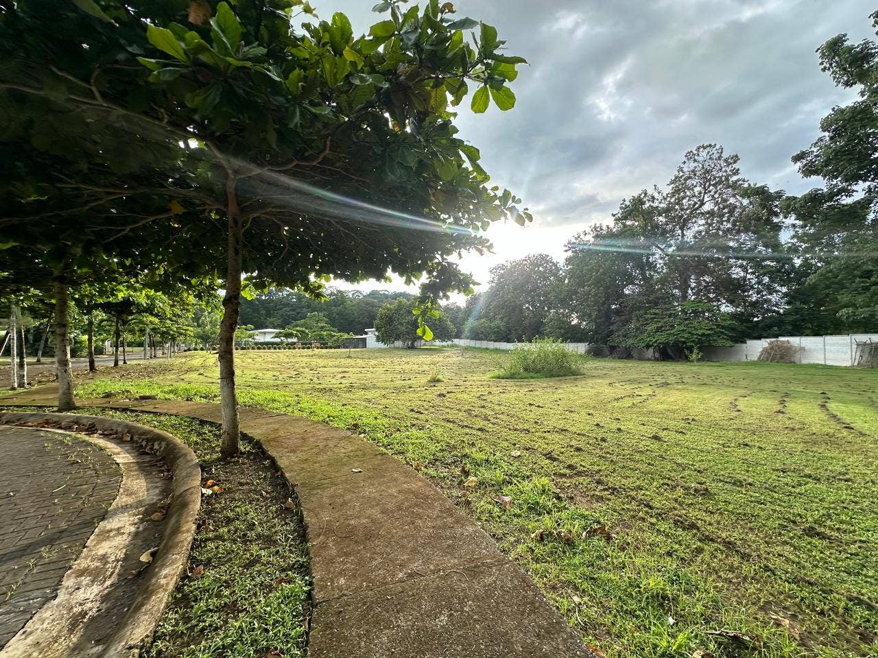 Flat Lot Ready To Build — photo 4 of 8