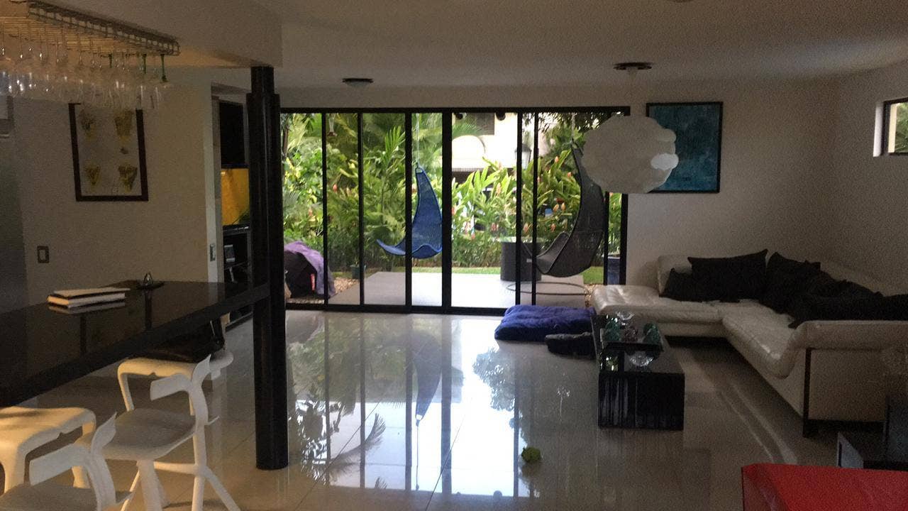 Exclusive condo in the heart of Escazu Spacious multifamily condo — photo 12 of 16