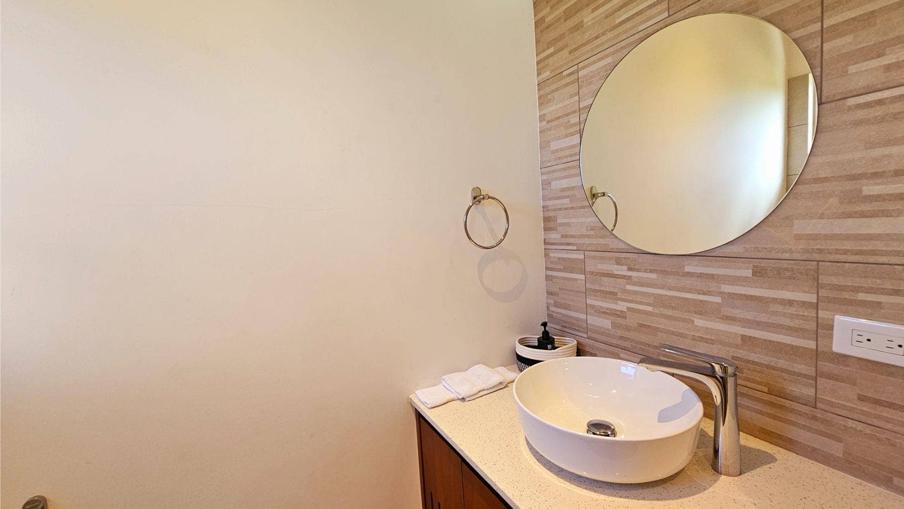 Home with pool for sale in Ojochal — photo 12 of 19
