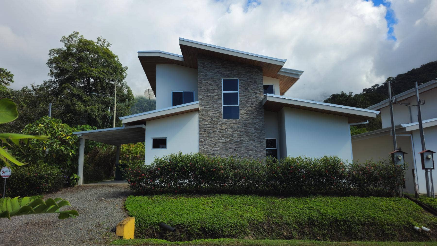 Home with pool for sale in Ojochal, Ojochal, Osa, Puntarenas, Costa Rica 60501
