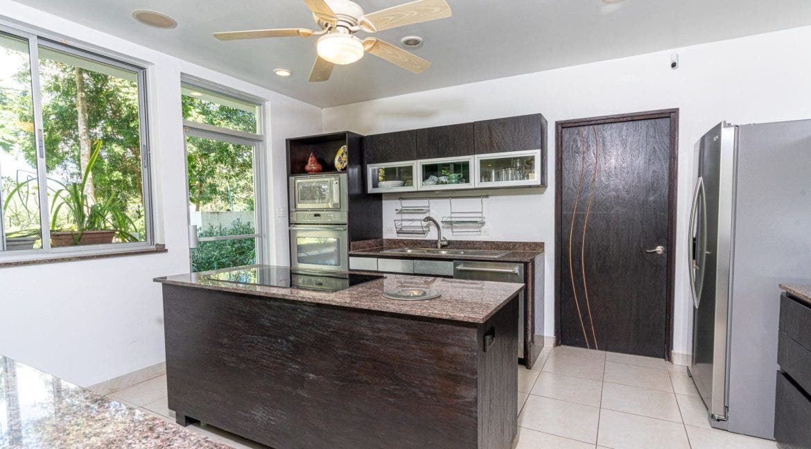 Villa Laurel — photo 18 of 19