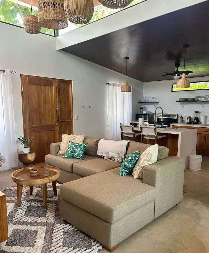 New 3 bedroom walk to beach home , Cabuya, Cabuya, Santa Teresa, Cobano, Puntarenas, Puntarenas, Costa Rica 60111