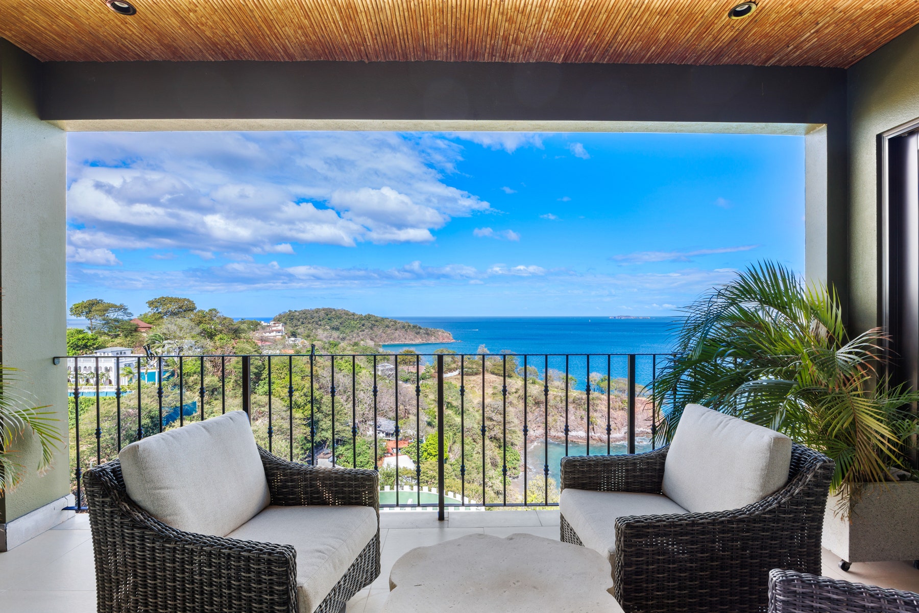 360 Splendor del Pacifico, #502 — photo 4 of 19