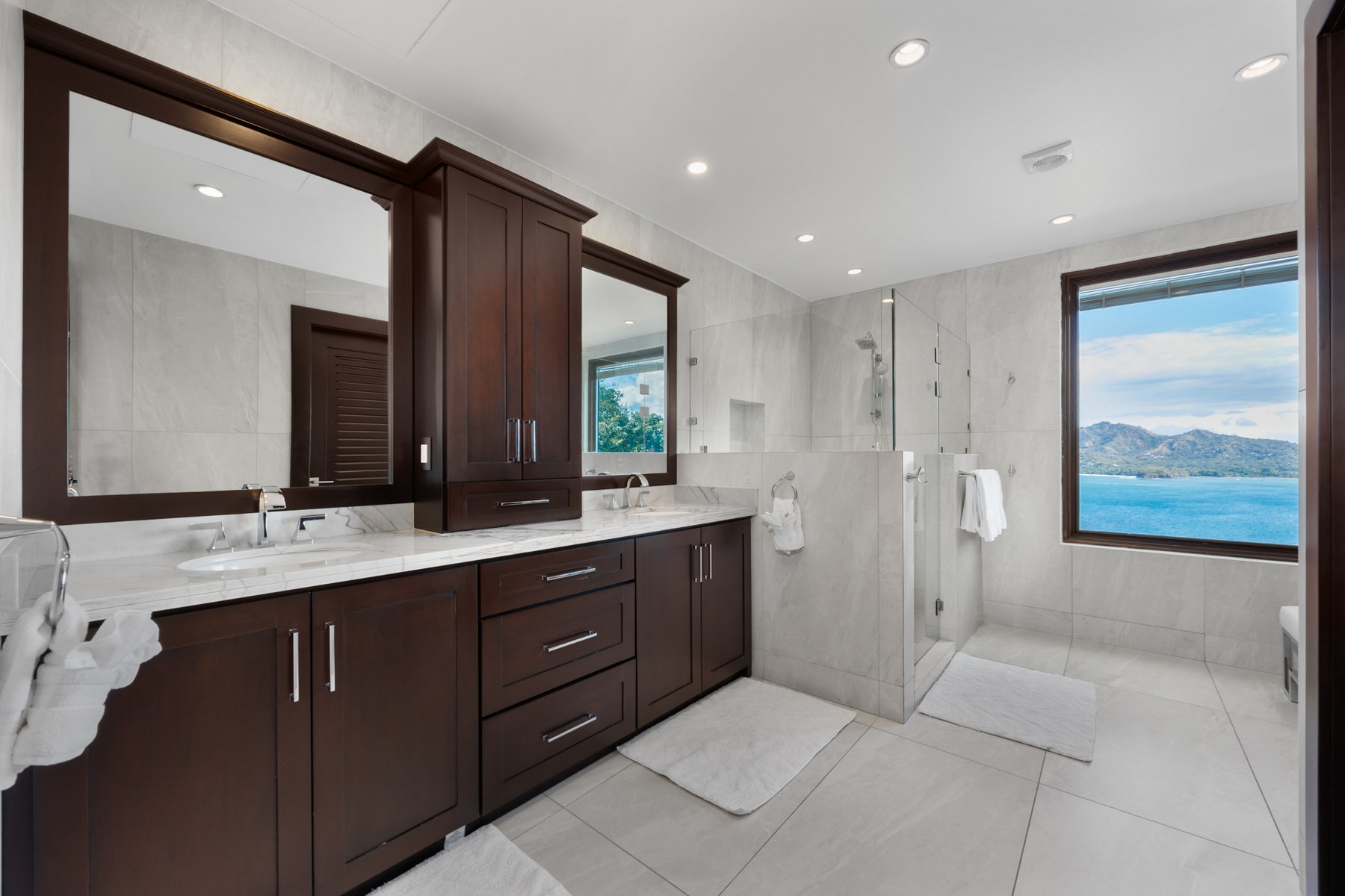 360 Splendor del Pacifico, #502 — photo 18 of 19
