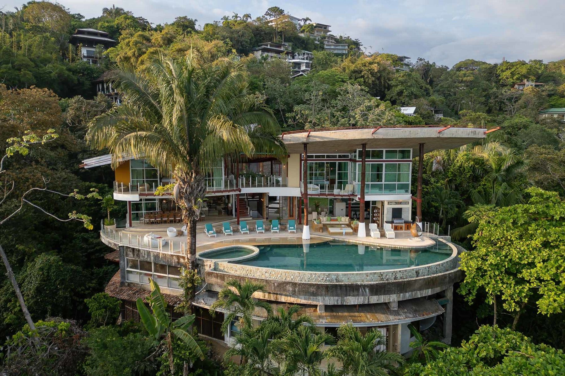 Luxury Mountain and Ocean View Villa, Pacific Canyon Drive, Manuel Antonio, Quepos, Quepos, Puntarenas, Costa Rica 60601