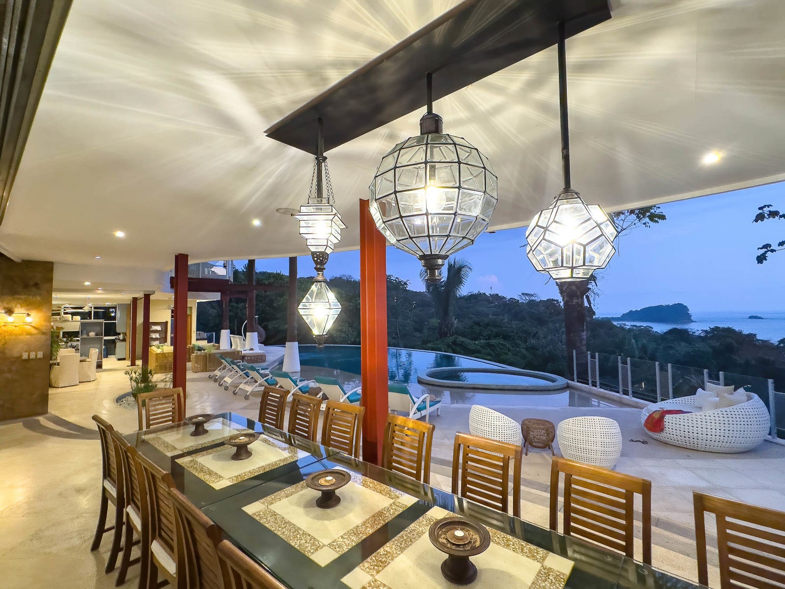 Luxury Mountain and Ocean View Villa — foto 5 de 19