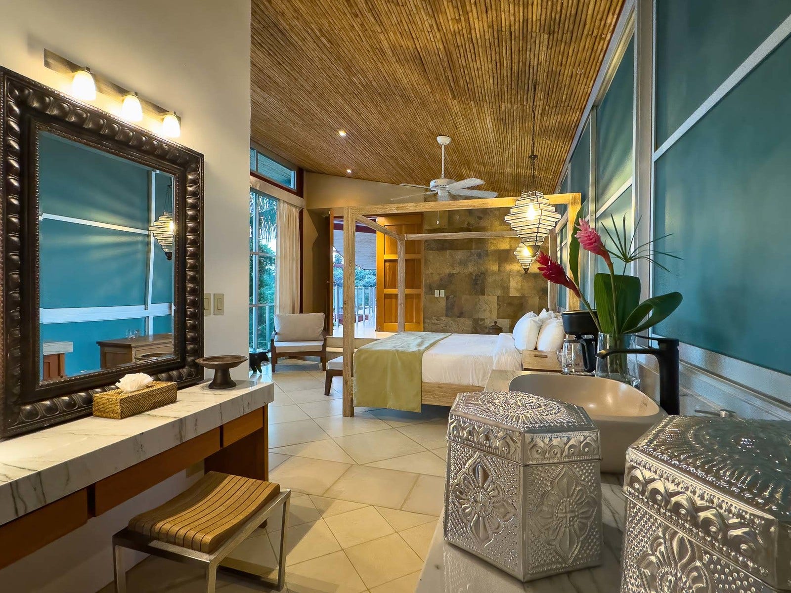 Luxury Mountain and Ocean View Villa — foto 8 de 19