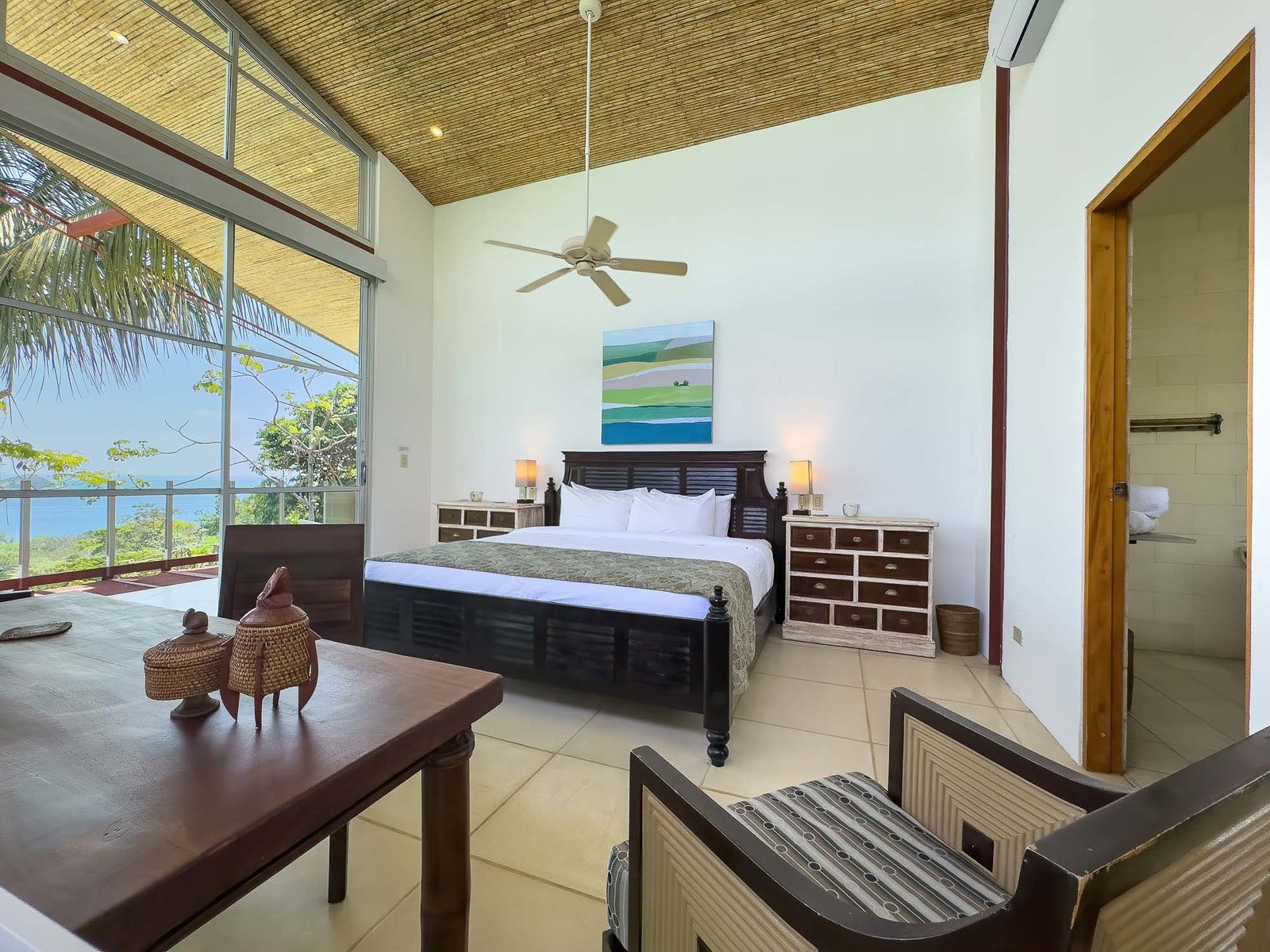 Luxury Mountain and Ocean View Villa — foto 16 de 19