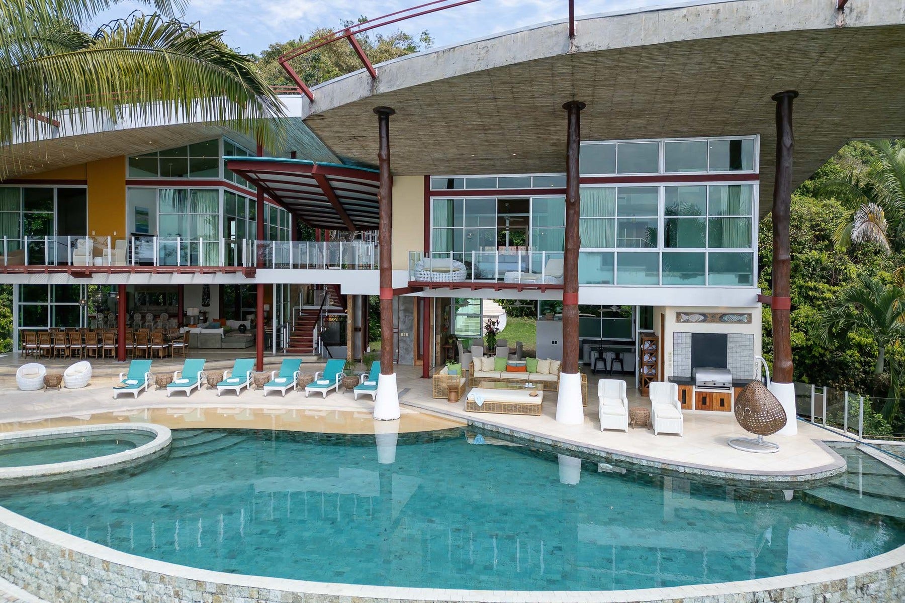 Luxury Mountain and Ocean View Villa — foto 11 de 19