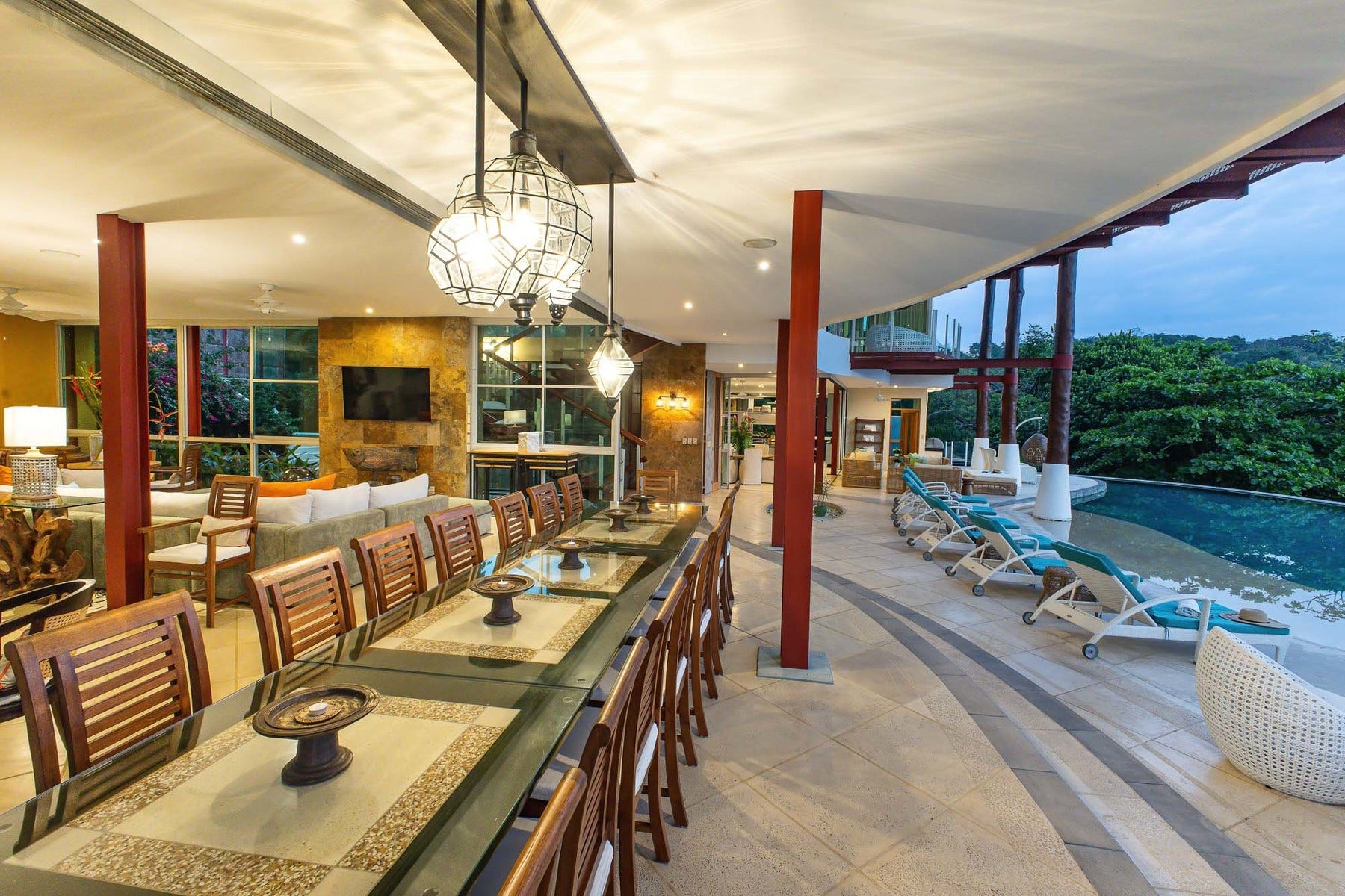 Luxury Mountain and Ocean View Villa — foto 4 de 19