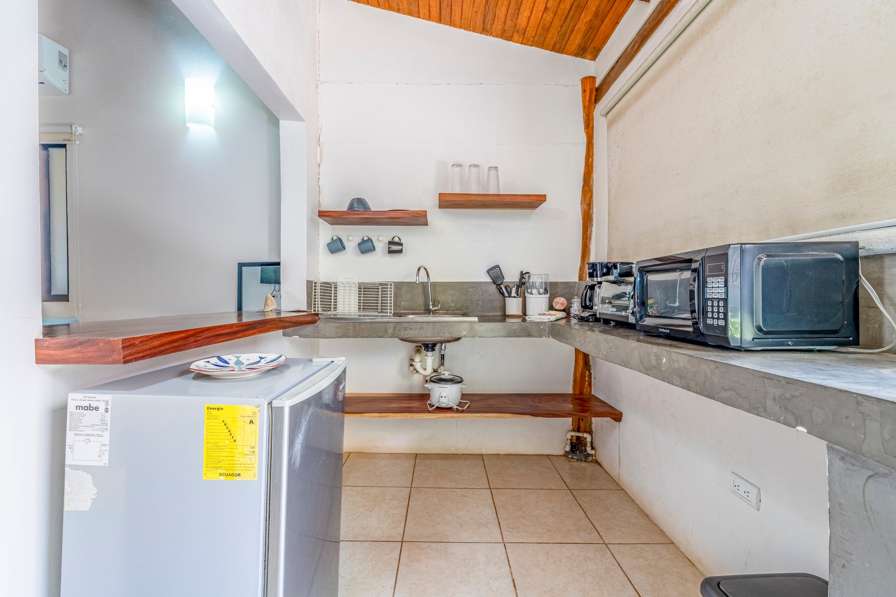 Primary Residence with Income Opportunity — foto 16 de 19
