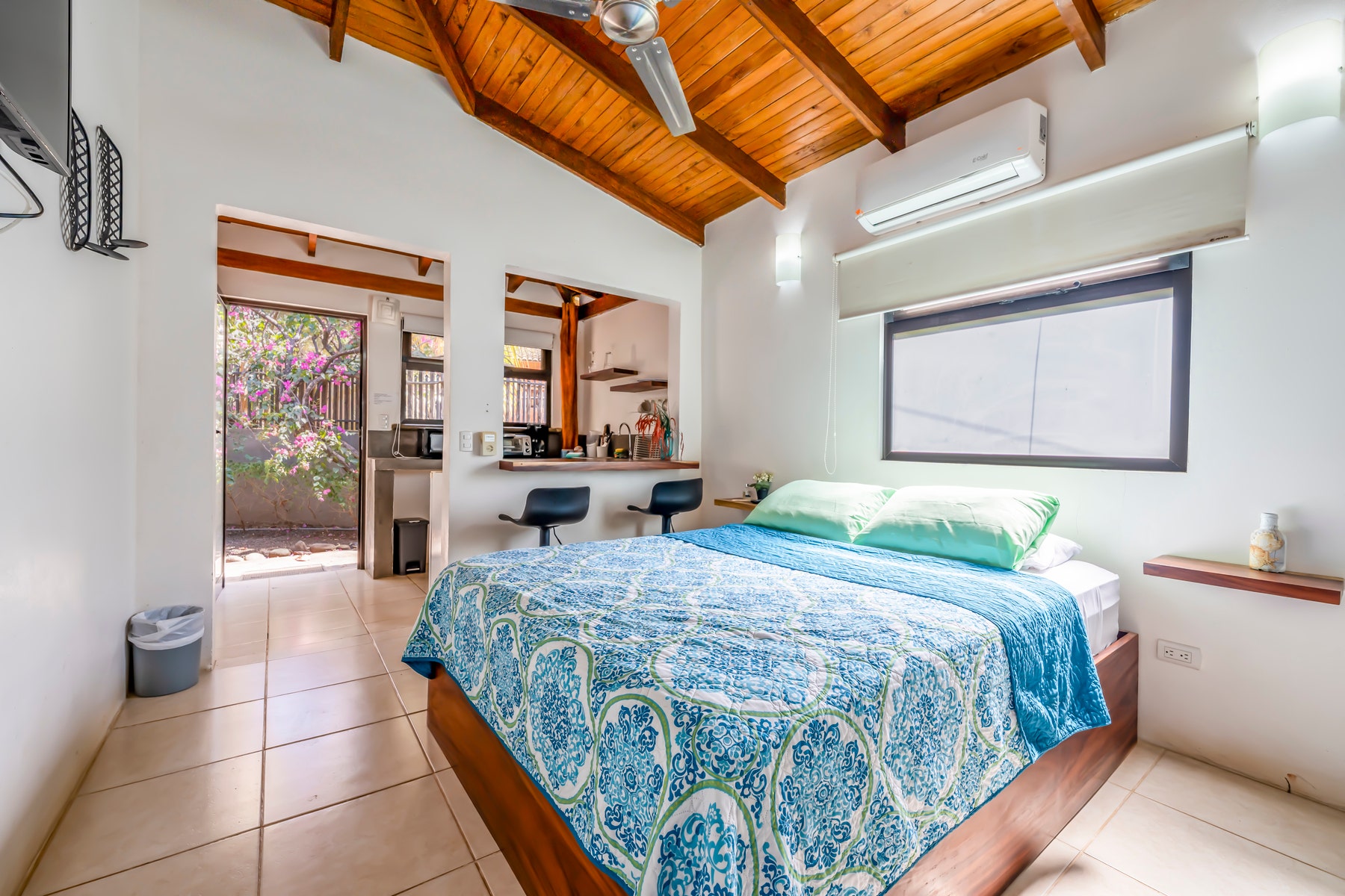 Primary Residence with Income Opportunity — foto 19 de 19