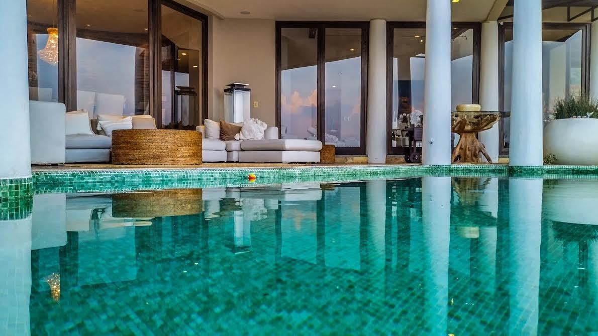Unlimited Luxury Mediterranean Villa Private gem with views of 4 volcanoes and Central valley — photo 13 of 19