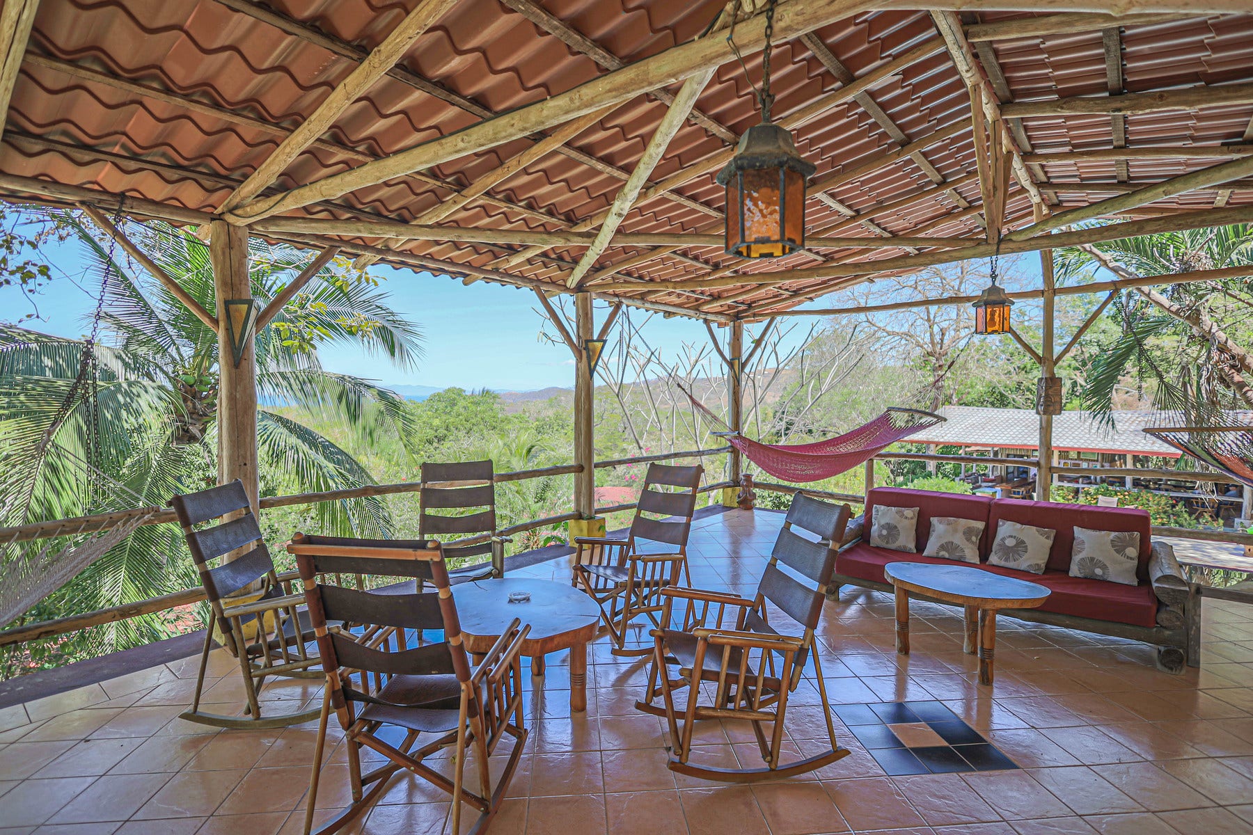 Expansive Ocean View Property — photo 9 of 19