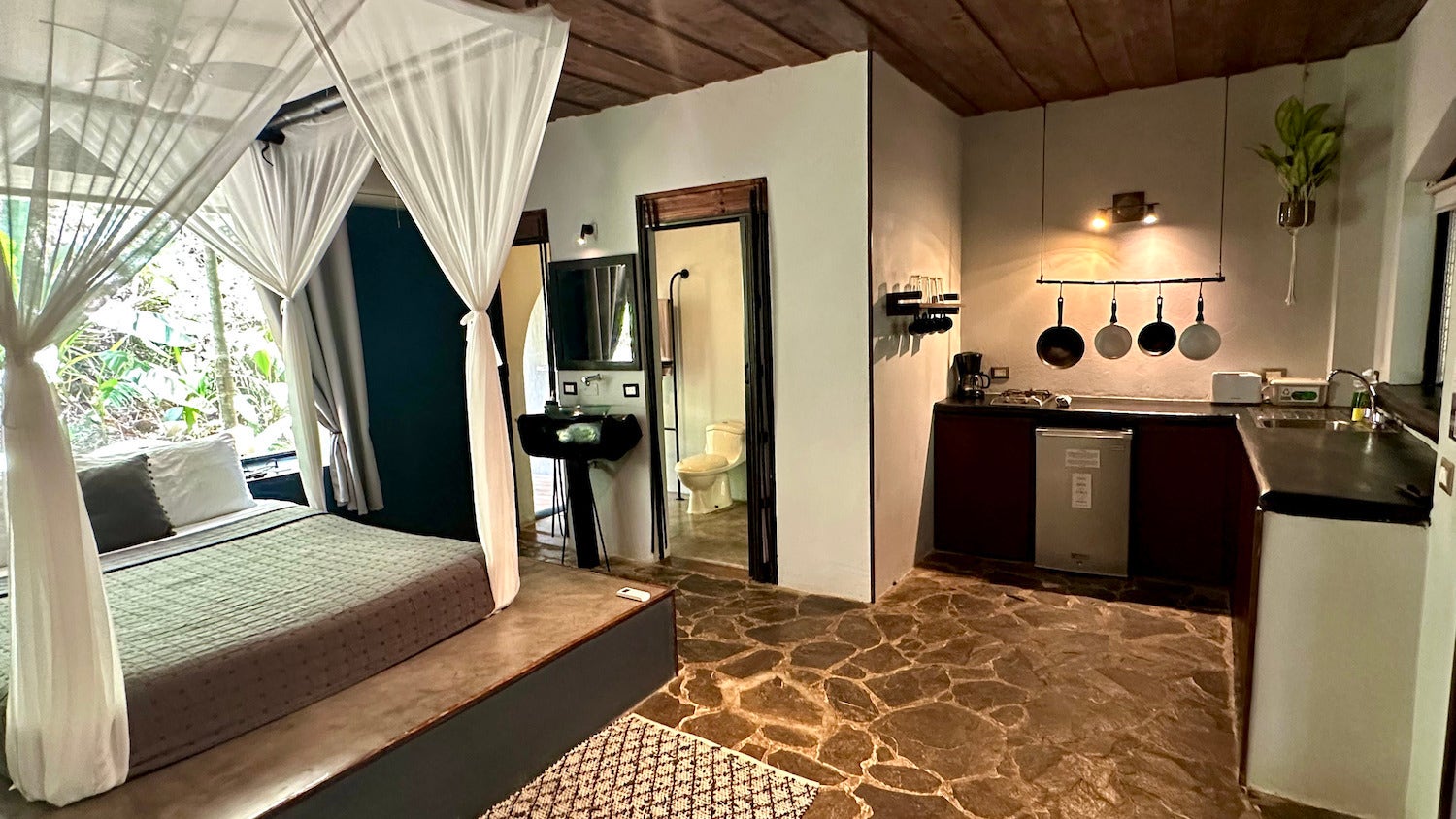 Eight Turnkey Studios and Three Bedroom Home — photo 10 of 19