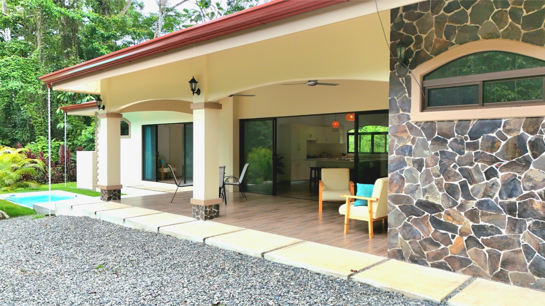 Single Level Tropical Home, Ojochal, Bahia Ballena, Osa, Puntarenas, Costa Rica 60504