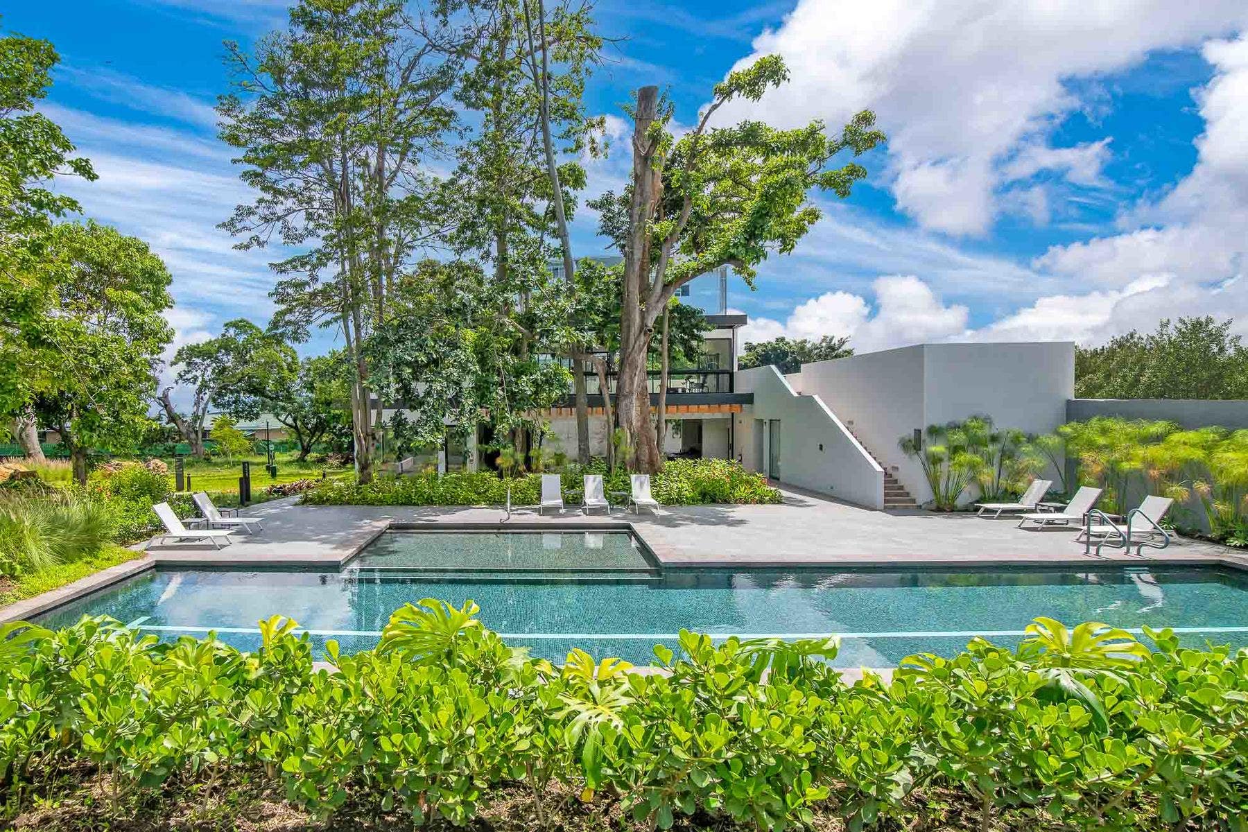 Your Dream Home Awaits — photo 7 of 13