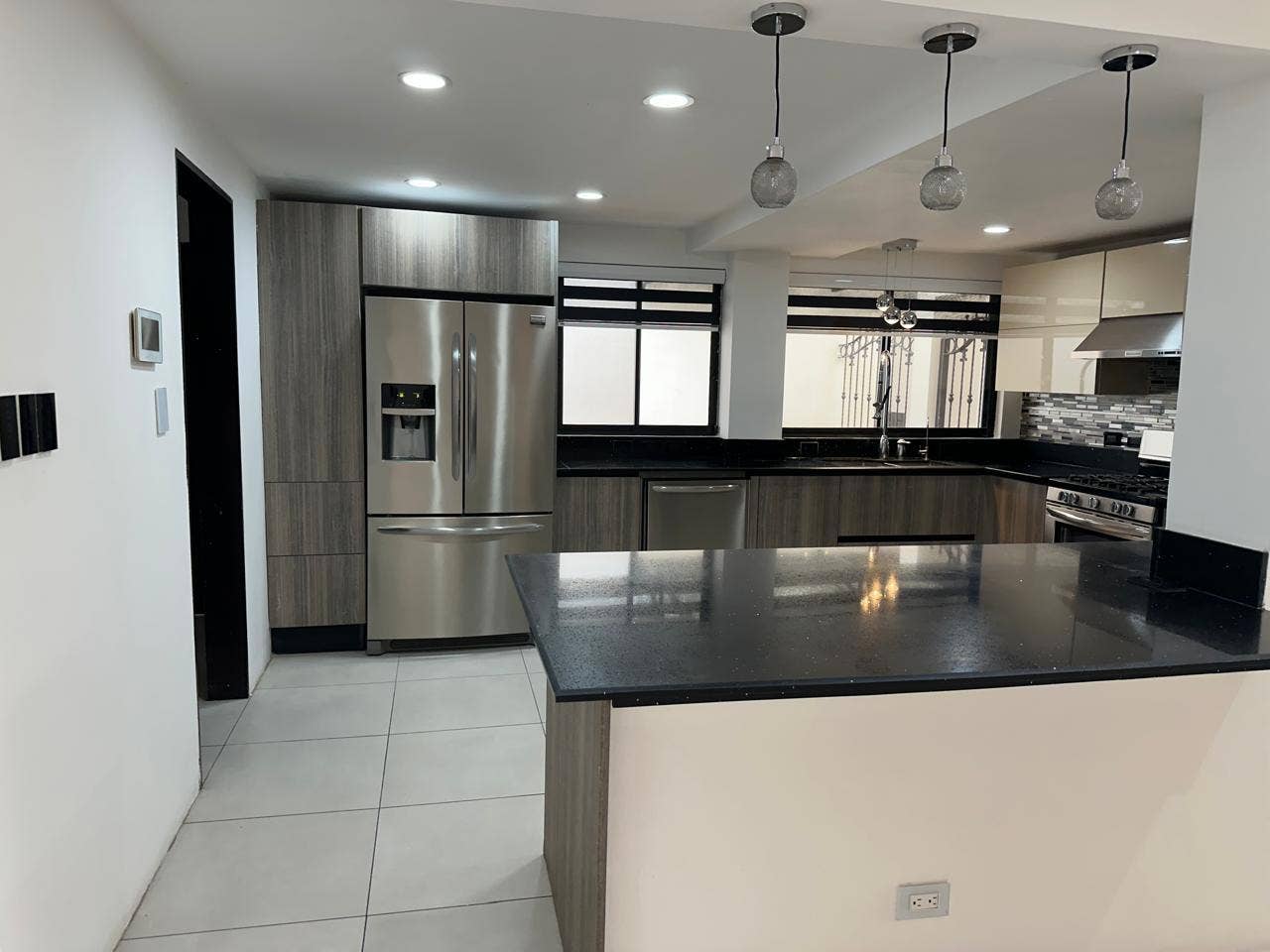 Palma Real Recently Renovated Home — photo 8 of 19