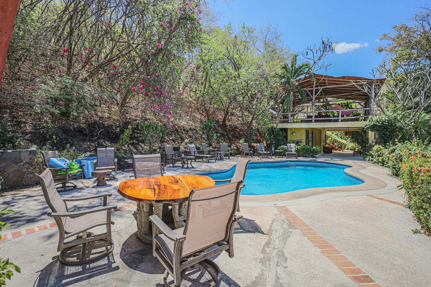 Expansive Ocean View Property — photo 12 of 19
