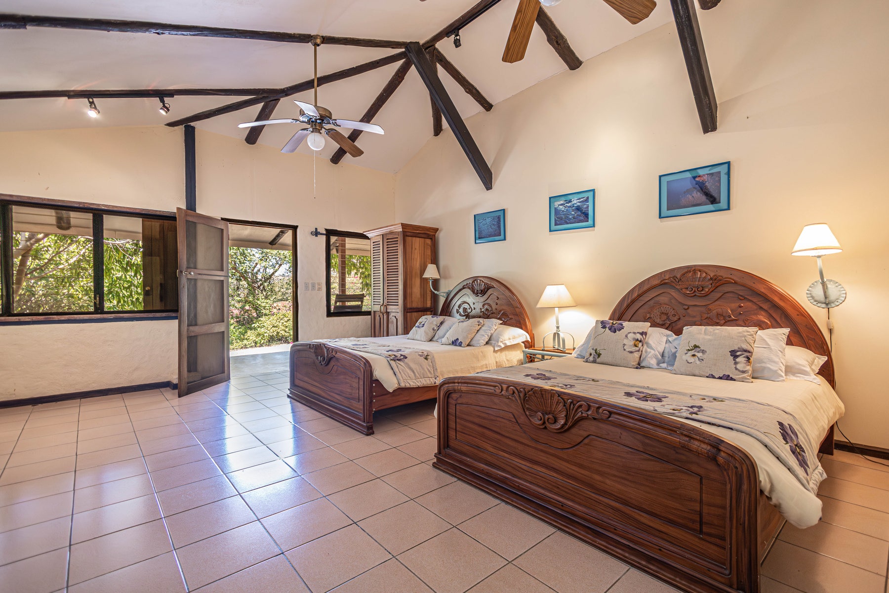 Expansive Ocean View Property — photo 16 of 19