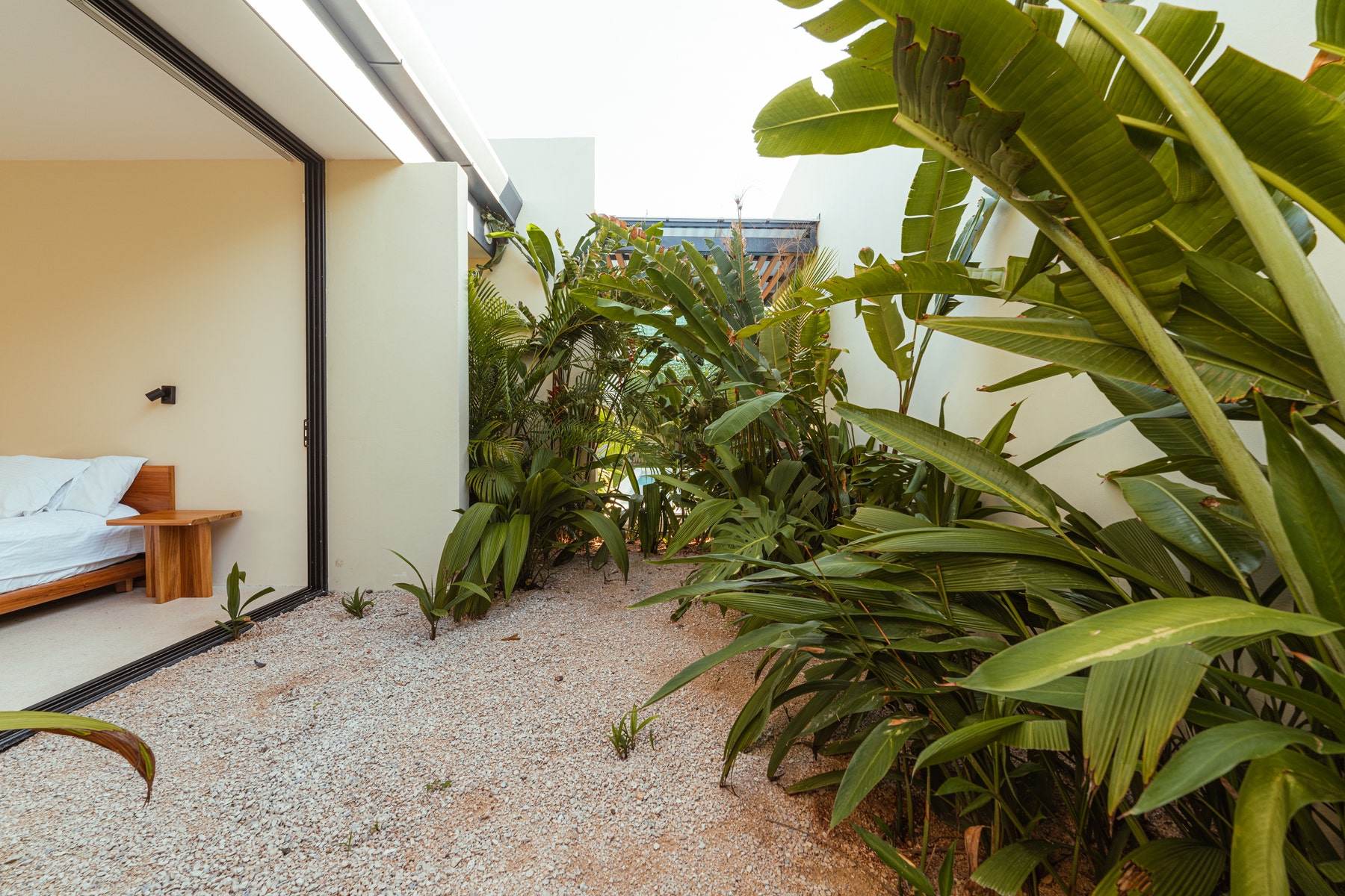 Tropical Modern Four Bedroom Home — photo 14 of 19