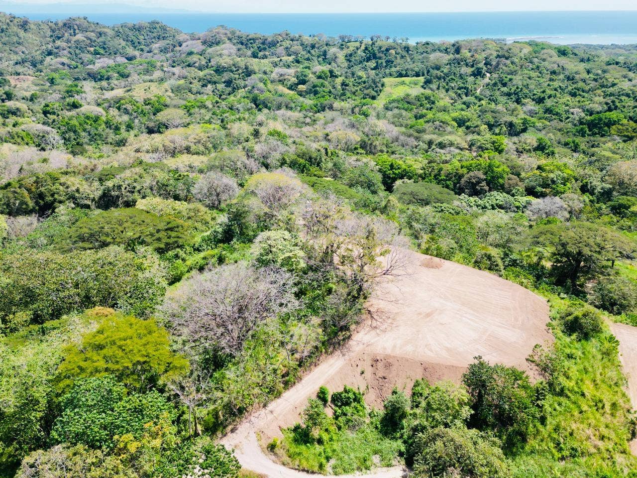 Stunning Views Cabuya Land — photo 2 of 9