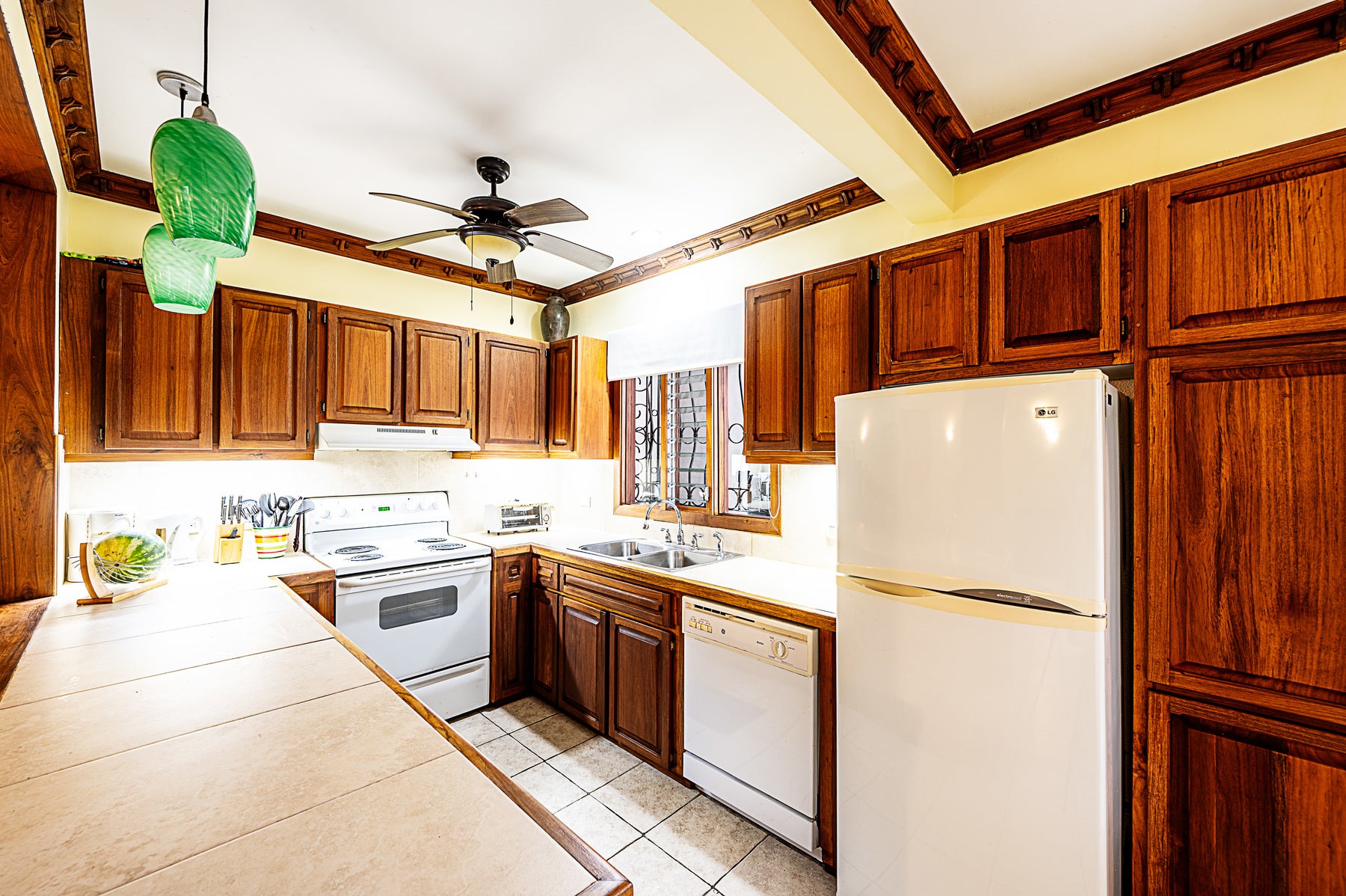 Arenal Lake View Home — photo 10 of 19