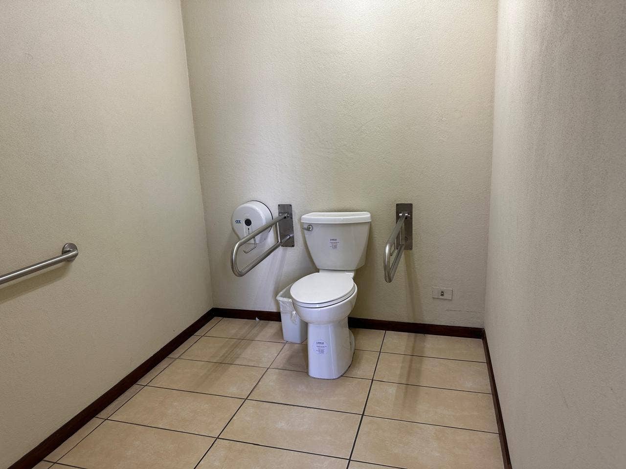 Centrally Located Commercial Building for Medical or Law Offices — photo 5 of 19