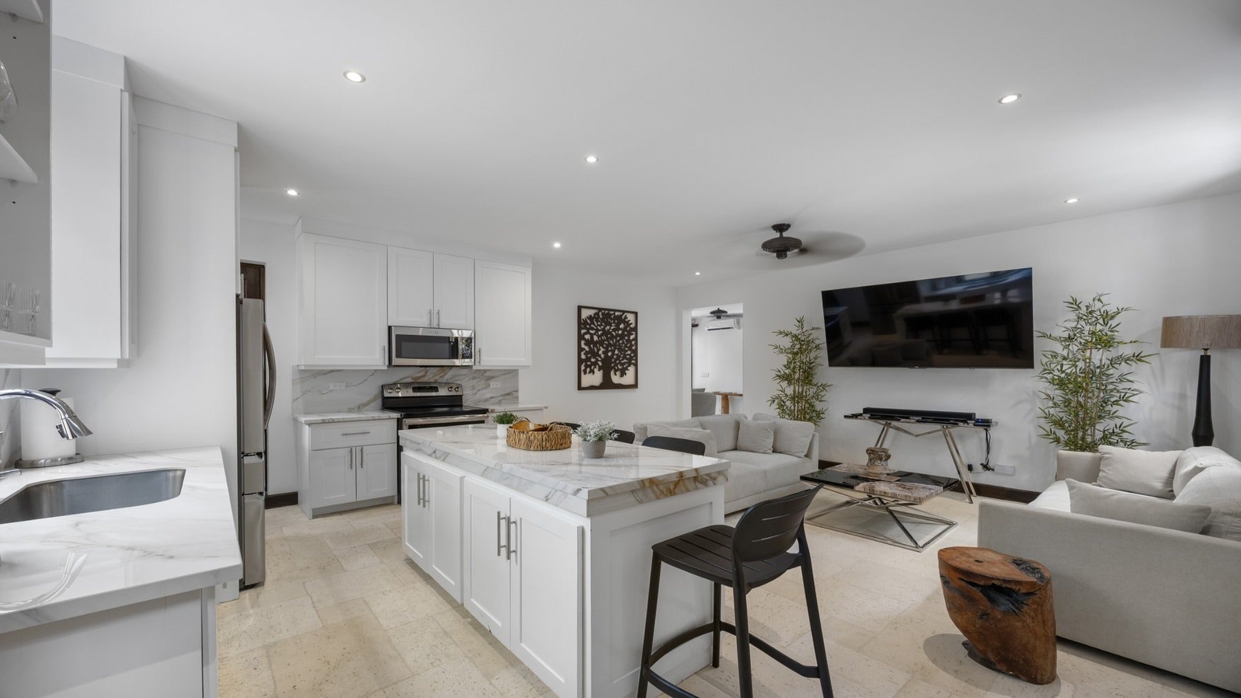 Home Steps From the Beach, Las Catalinas, Las Catalinas, Flamingo, Tempate, Santa Cruz, Guanacaste, Costa Rica 50304