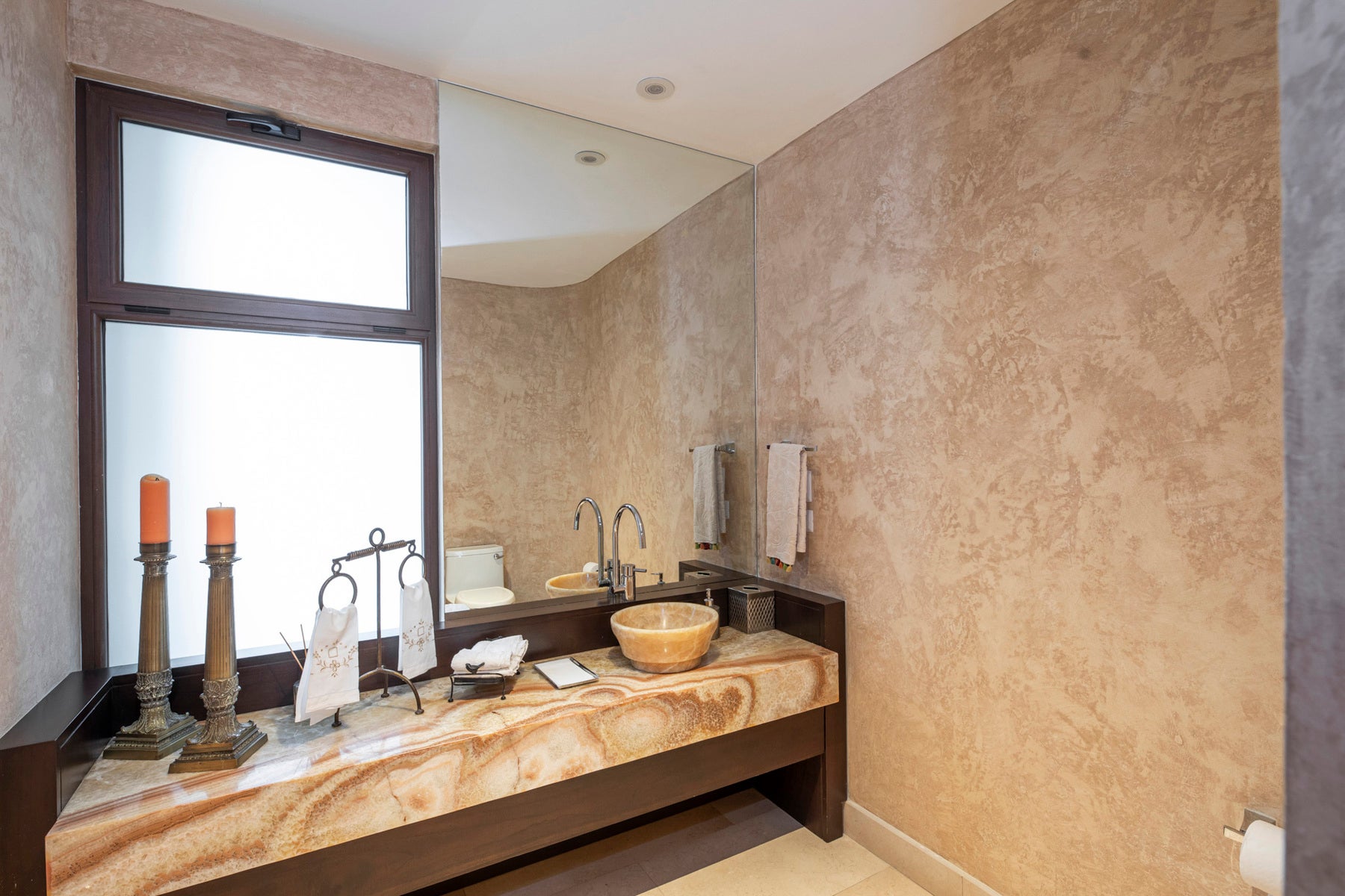 Modern One-Level Home in Hacienda El Cocoy, Escazú — photo 12 of 19