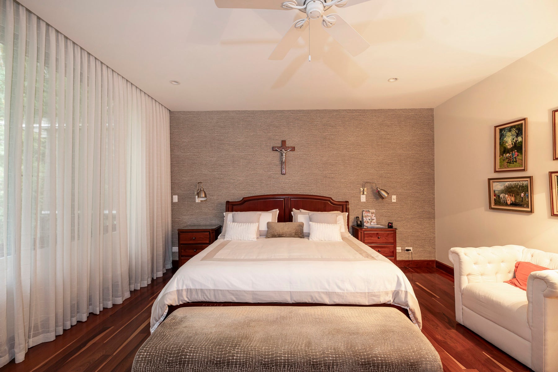 Modern One-Level Home in Hacienda El Cocoy, Escazú — photo 16 of 19