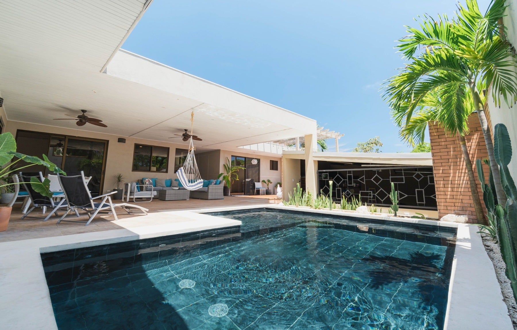 Four Bedroom Home In The Heart Of Town, Santa Teresa, Cobano, Puntarenas, Puntarenas, Costa Rica 60111