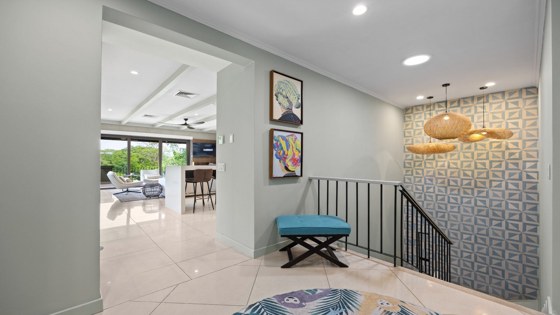 Renovated Luxury Villa — photo 5 of 19
