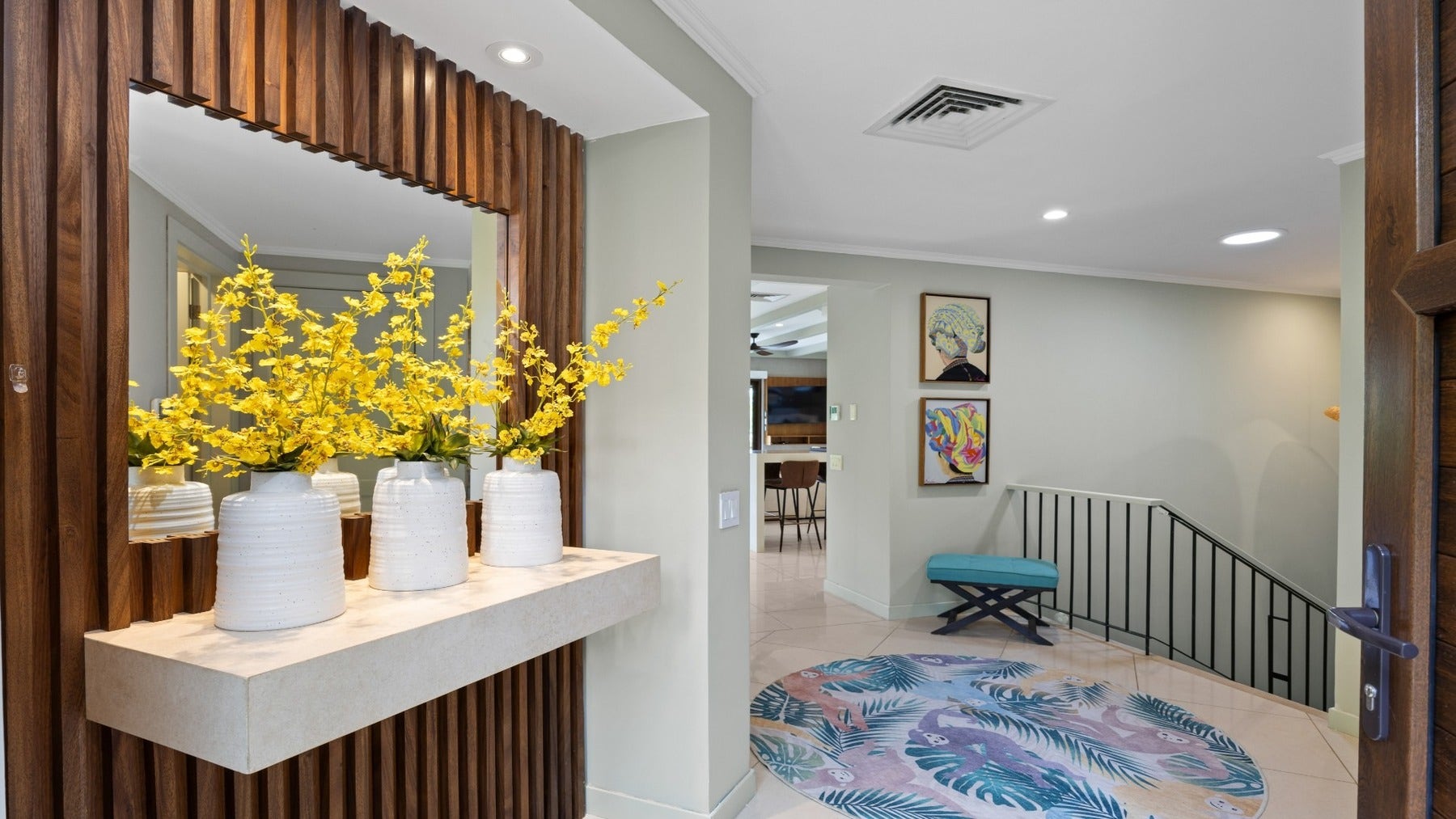 Renovated Luxury Villa — photo 6 of 19