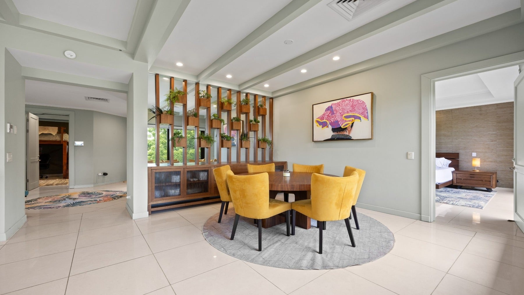 Renovated Luxury Villa — photo 8 of 19