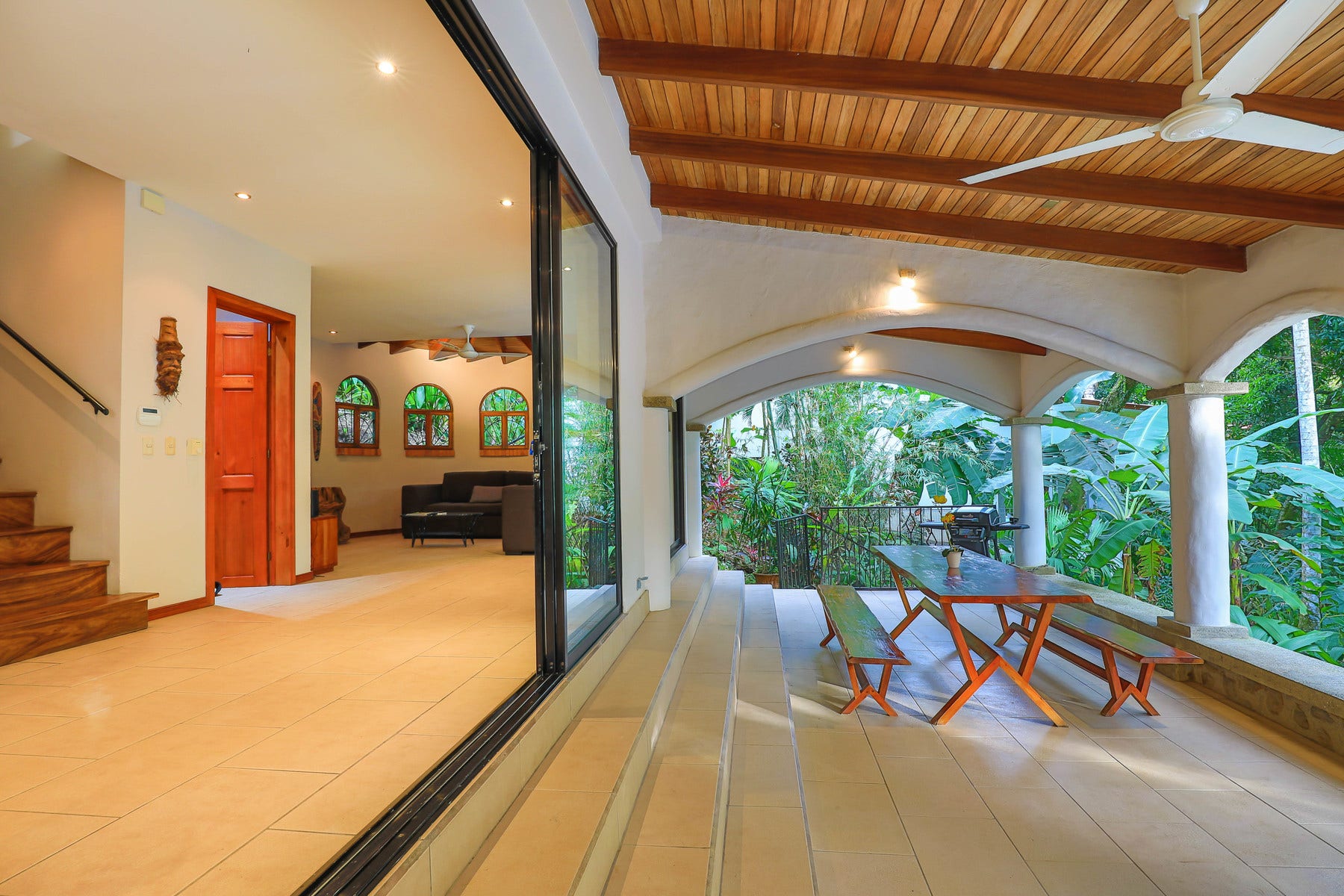 Private Rainforest Villa with Guest House — photo 10 of 19