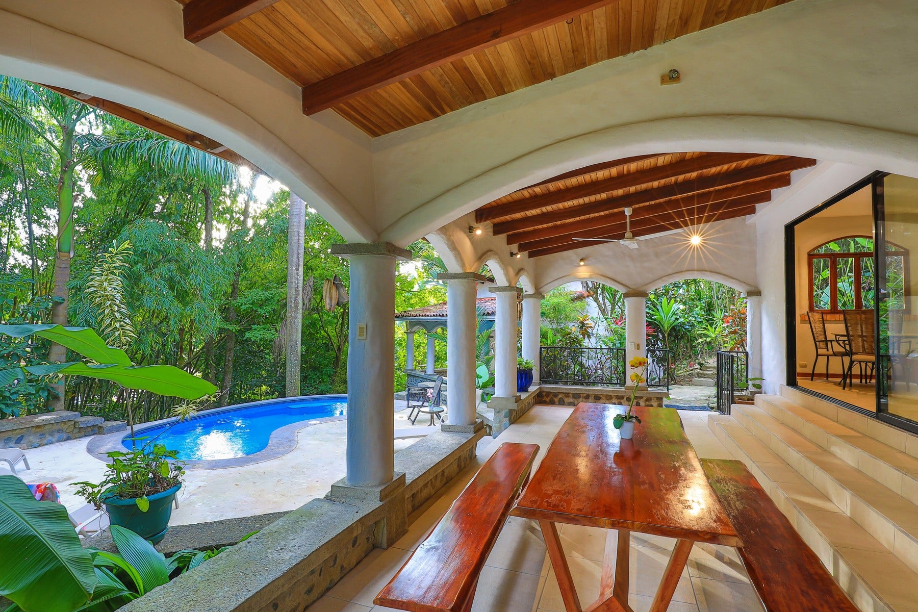 Private Rainforest Villa with Guest House — photo 11 of 19