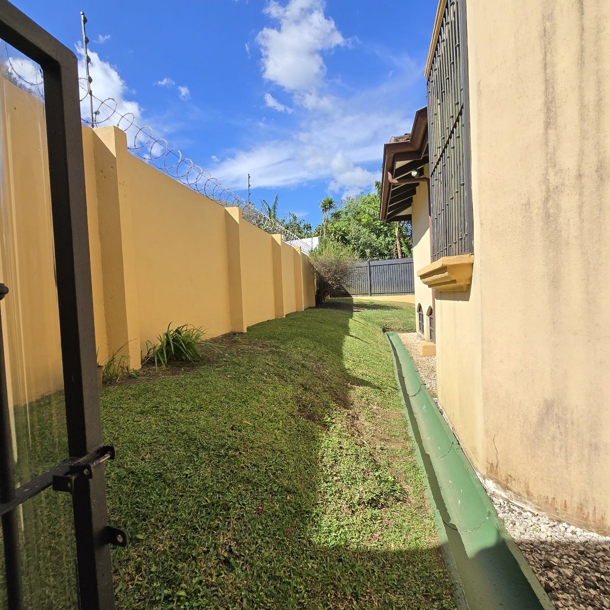 Private Mountain Residence — photo 6 of 18