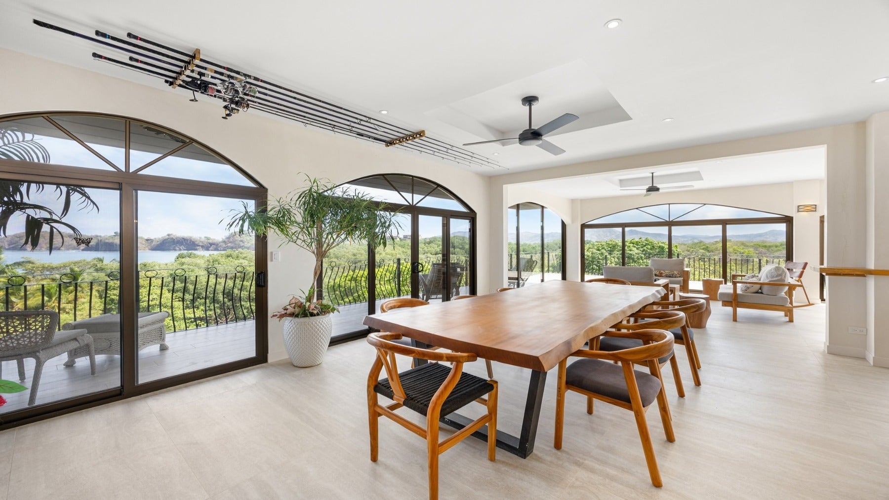 Ocean View Home — photo 10 of 19