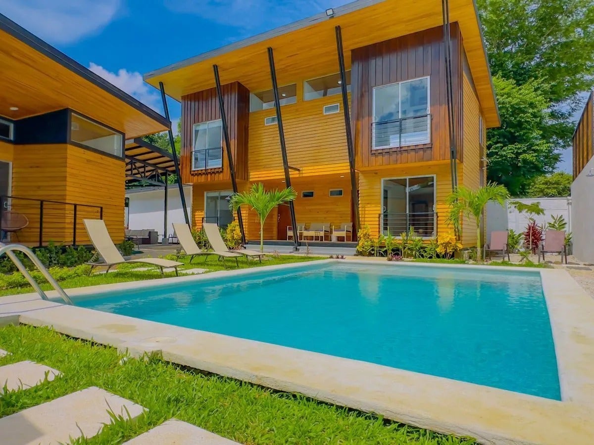 Sustainable Income Producing Lodge — foto 6 de 19