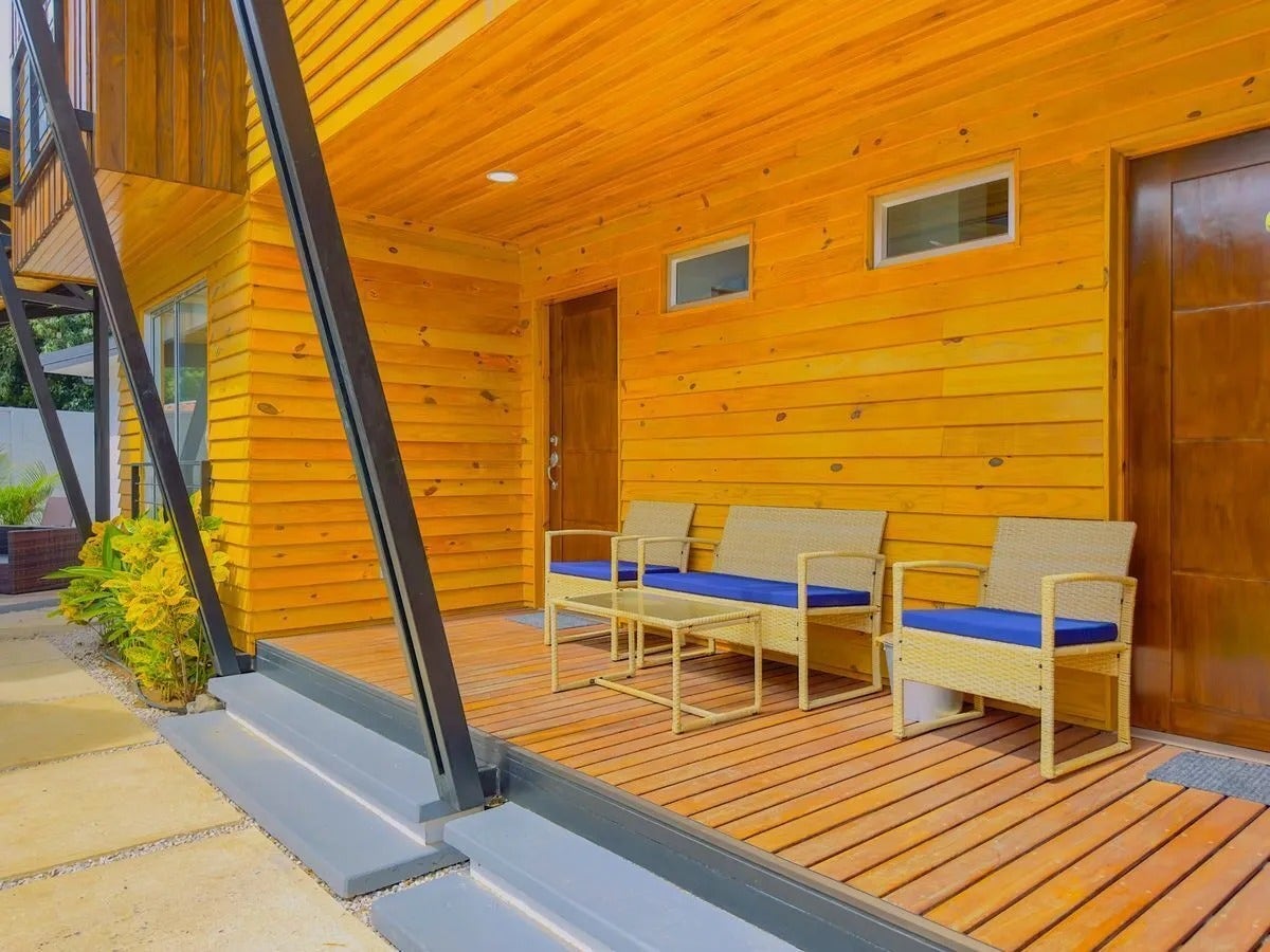 Sustainable Income Producing Lodge — foto 7 de 19
