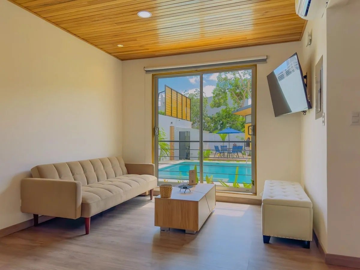 Sustainable Income Producing Lodge — foto 11 de 19