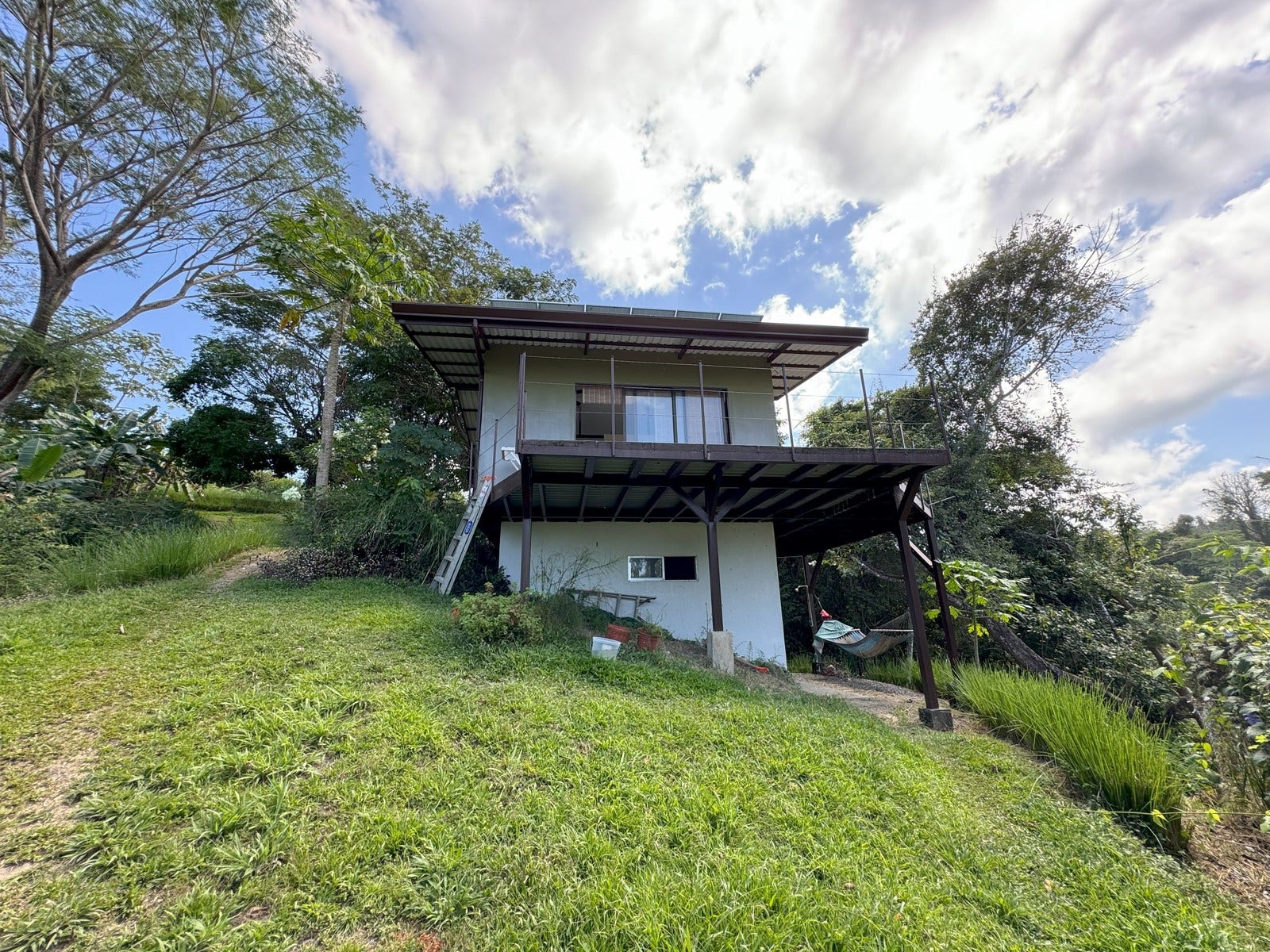 Gorgeous Property With Two Houses — photo 12 of 19