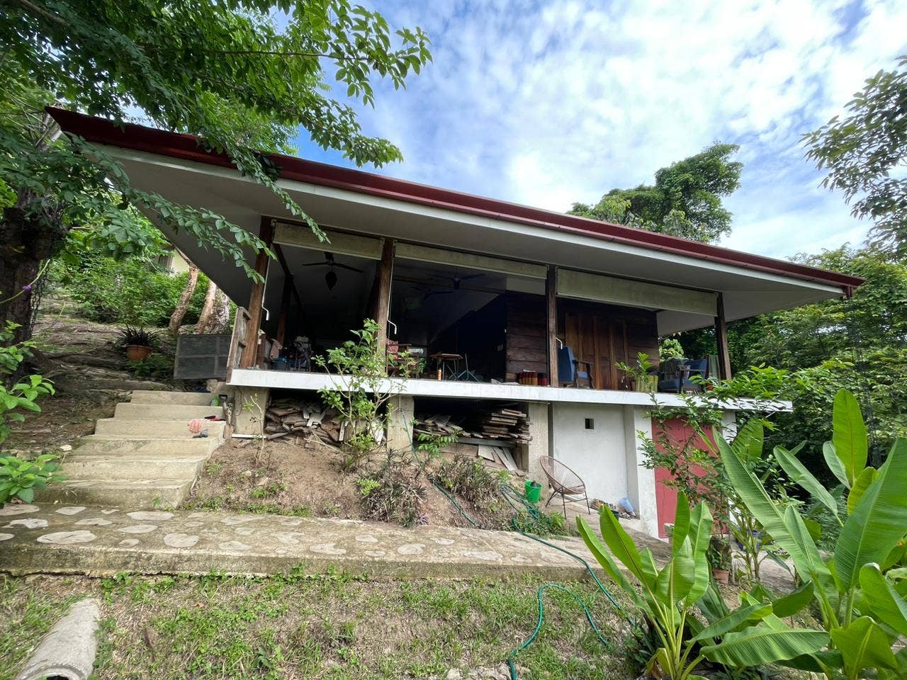 Gorgeous Property With Two Houses — photo 17 of 19