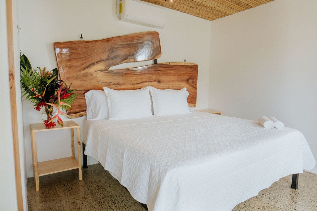 Eco Friendly Retreat — photo 12 of 15