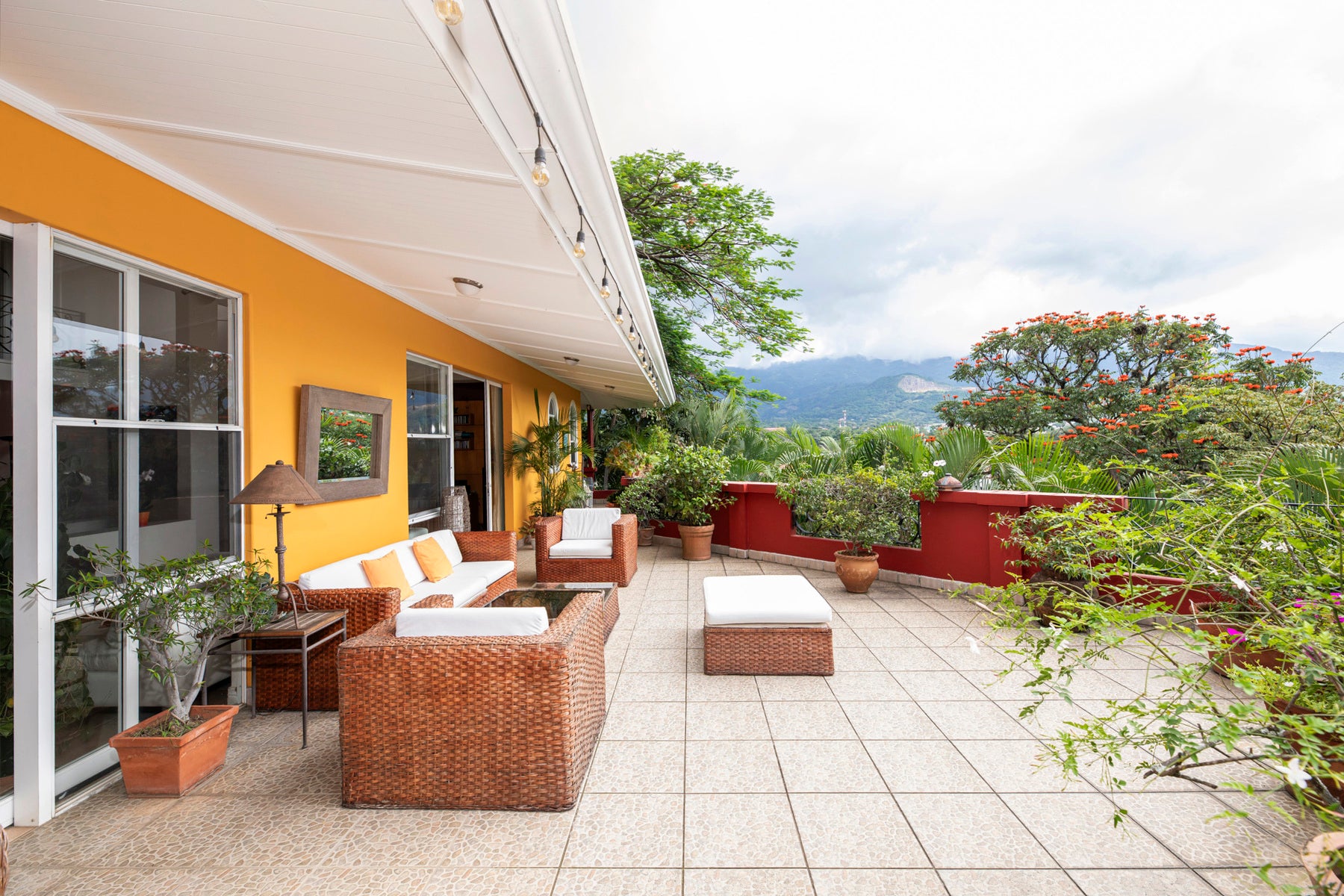 Casa Picasso Sitio Real Santa Ana — foto 3 de 19