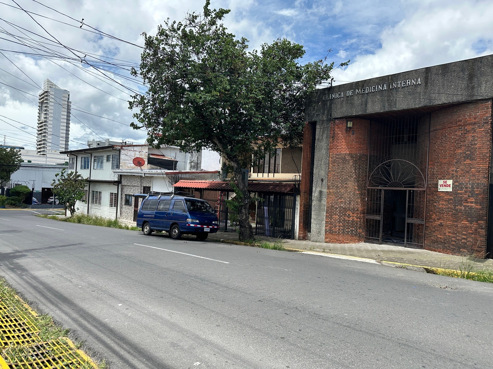 Centrally Located Commercial Building for Medical or Law Offices, La Pitahaya, San Jose, El Carmen, San Jose, San Jose, Costa Rica 10101