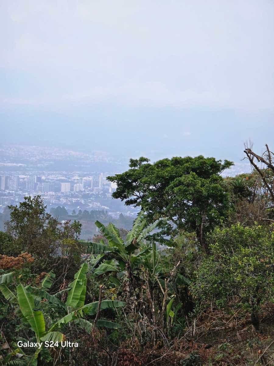 Mountain and City View Lot — foto 13 de 14