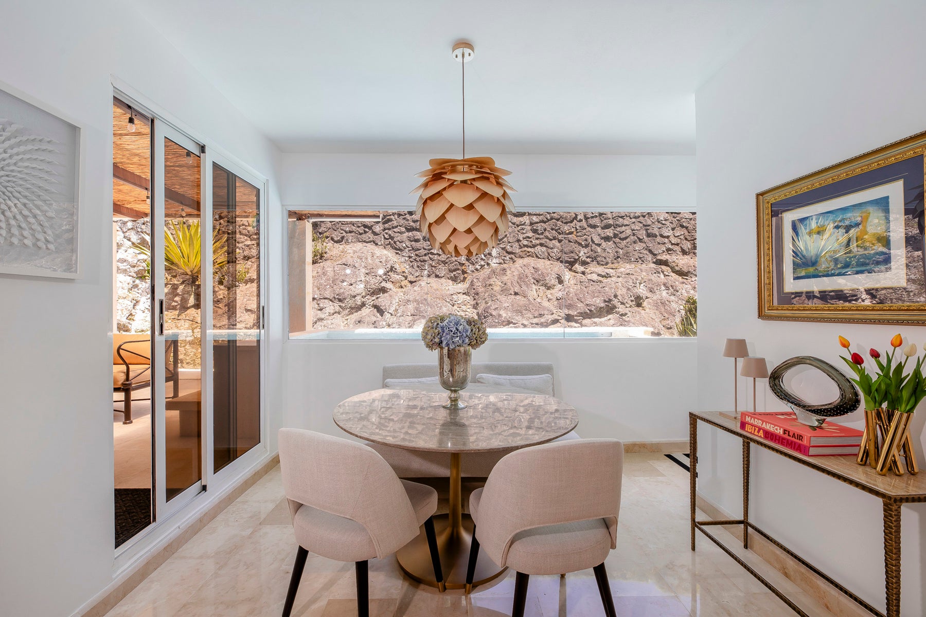 Mediterranean Style Panoramic Residence — photo 15 of 19