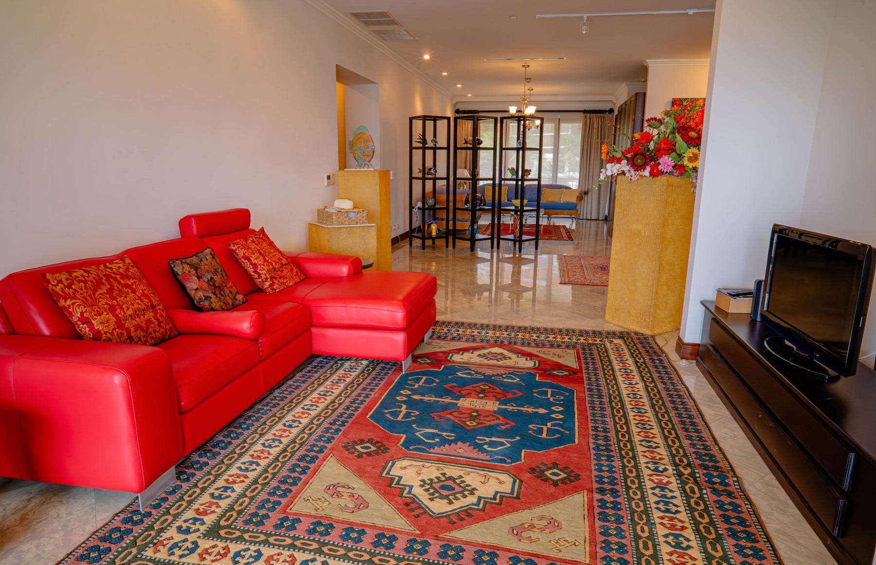 Exclusive Apartment With Views — photo 14 of 19